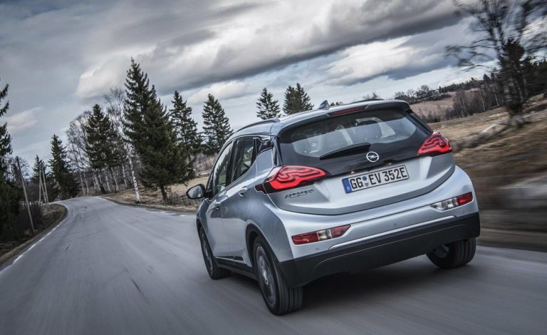 Opel Ampera-e. Te ahorras 10.000 euros en los Países Bajos