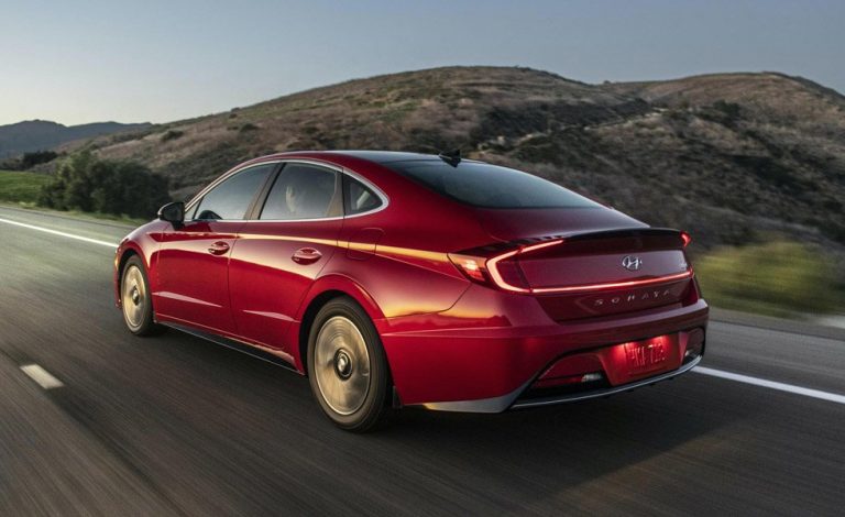 Hyundai Sonata Hybrid. Con un toque muy eficiente
