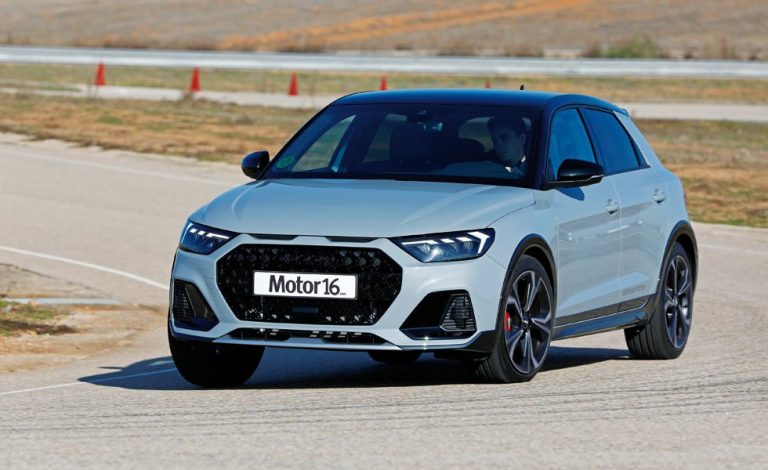 Audi A1 CityCarver 30 TFSI Stronic. Surfea la ciudad