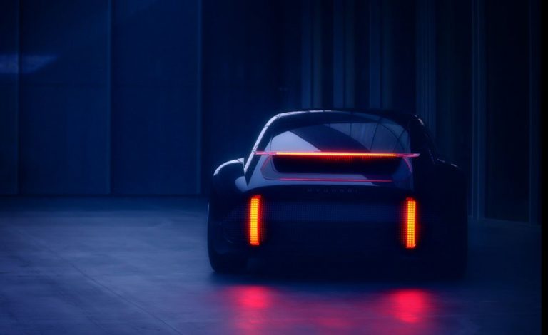 Prophecy. Hyundai imagina su sedán eléctrico