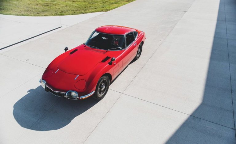 Toyota 2000GT. RM Sotheby's sacará a subasta esta unidad
