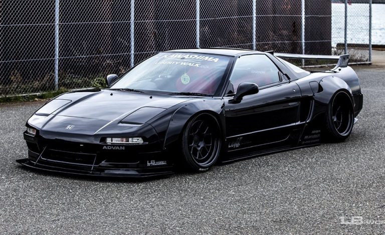 Honda NSX. Liberty Walks te lo modifica