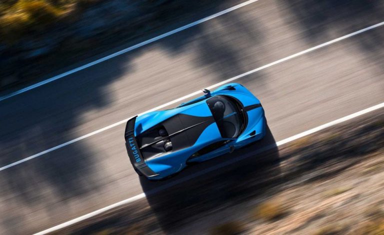 Bugatti Chiron Pur Sport. Para amantes de la conducción