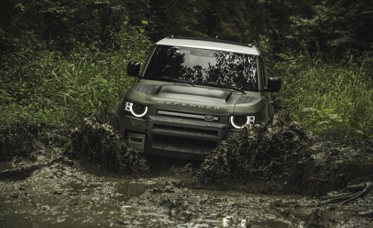 Land Rover te reta a encontrar un Defender escondido