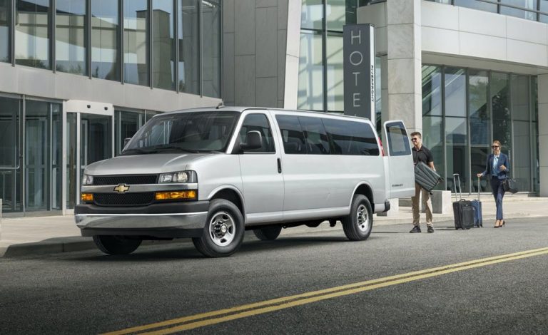 Chevrolet Express. Estrena un 6.6 V8 de gasolina