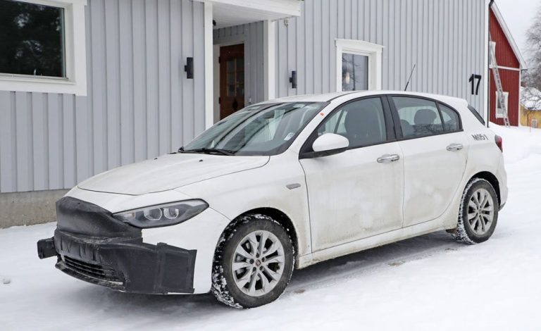 Fiat prepara la actualización del Tipo
