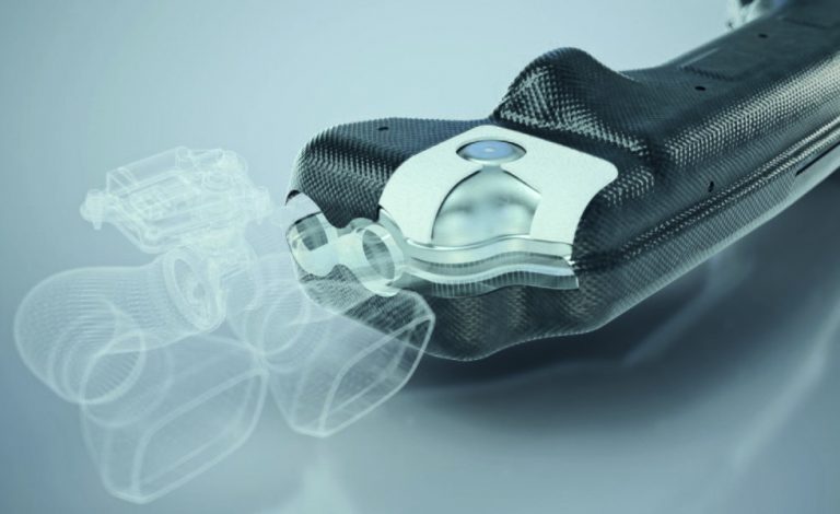 Tenneco fabrica el sistema de escape del Corvette C8
