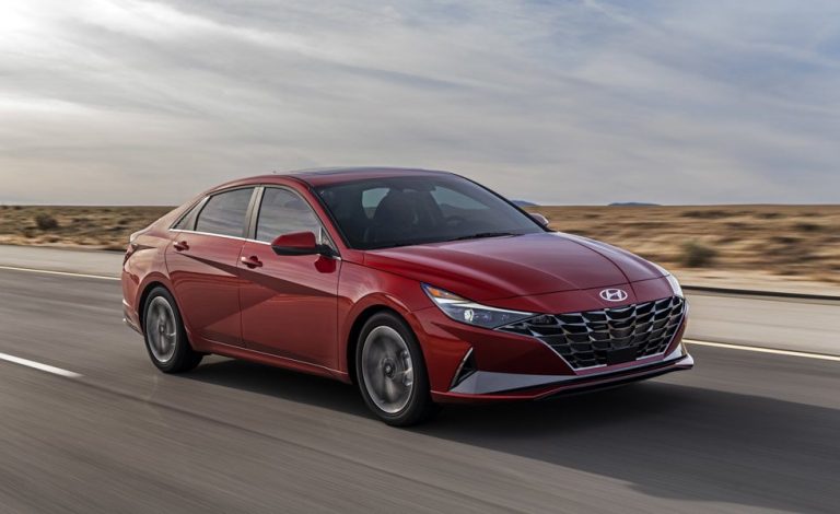 Hyundai Elantra. Esta es su séptima generación
