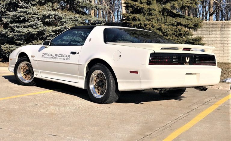 Pontiac Trans Am Turbo de 1989. Edición 20 aniversario