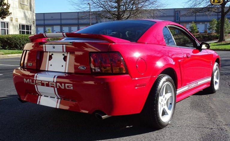 Ford Mustang Cobra SVT. Un deportivo del 99