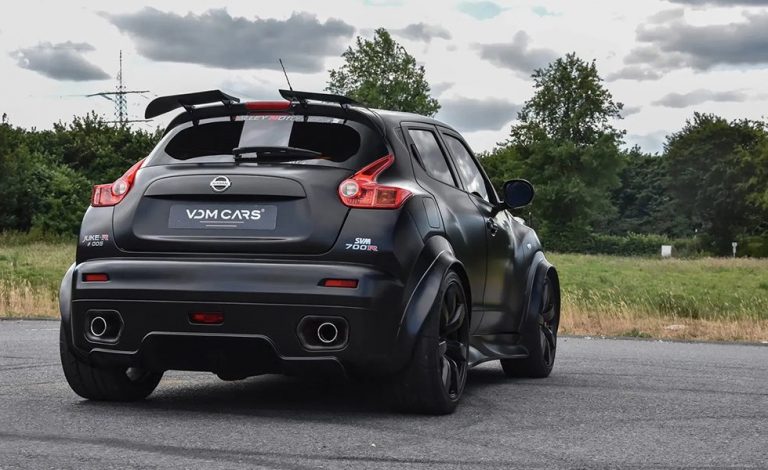Nissan Juke-R. Vaya una bestia