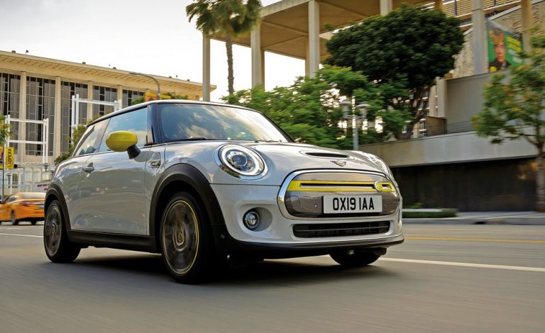 Mini Cooper SE. Reinará en la ciudad