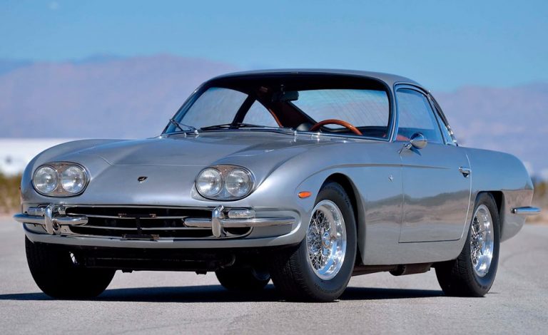 Lamborghini 400 GT. Un toro de museo