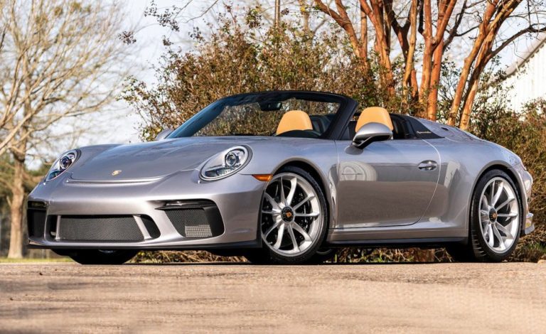 Porsche 911 Speedster. Este con 182 kilómetros será subastado