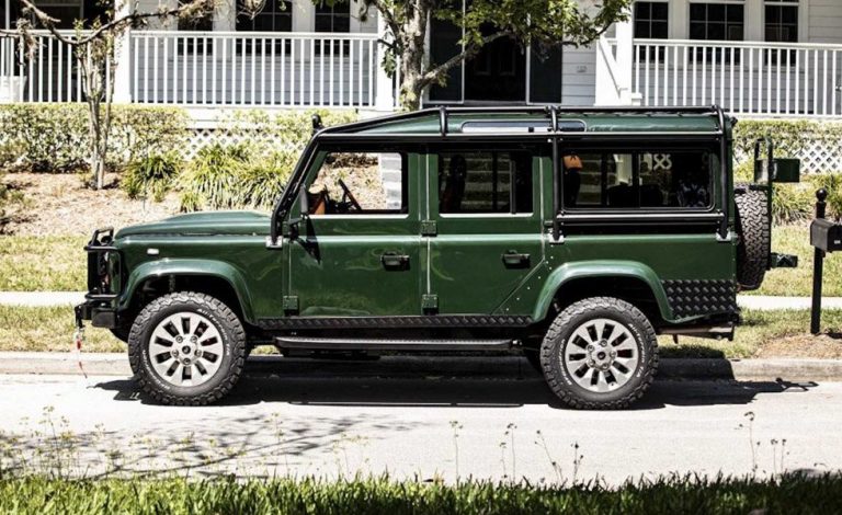 Land Rover Defender 110. Personalizado por East Coast Defender en California
