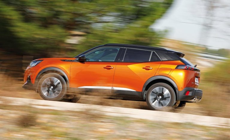 Peugeot 2008 Puretech 130 GT Line. Más cerca del 3008