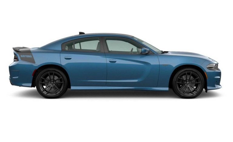 Dodge Charger Daytona. Ahora suma dos opciones mecánicas light