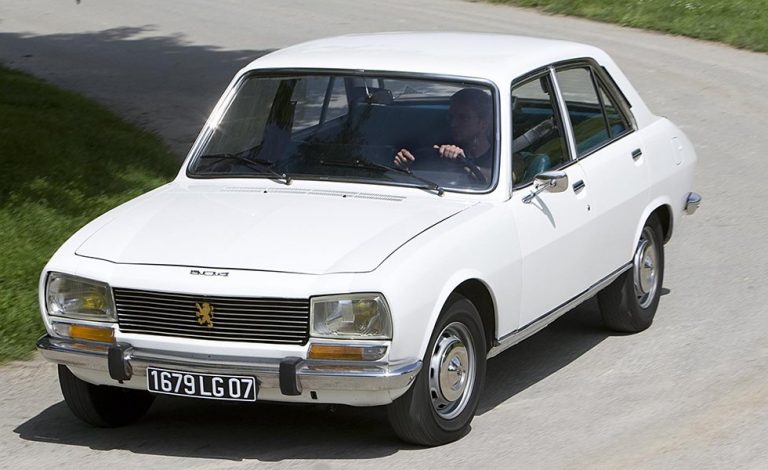 Del 504 en 1969 al nuevo 208 en 2020. Los seis Car of the Year en Europa de Peugeot