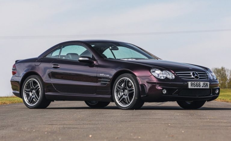 Mercedes-Benz SL65 AMG. Se vende este de 2004