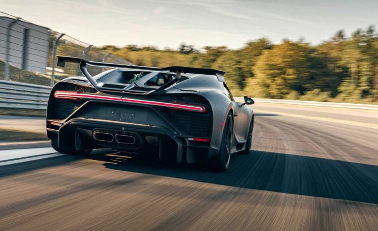 Bugatti Chiron Pur Sport. Lo da todo en el circuito de Bilster Berg