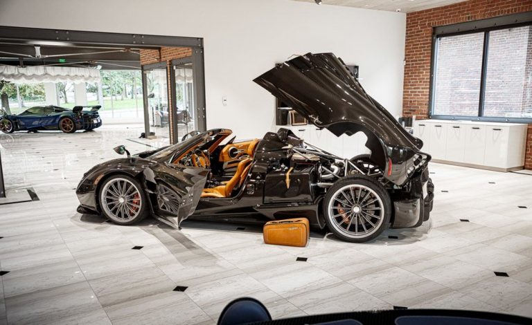 Pagani Huayra Roadster. Esta belleza está a la venta