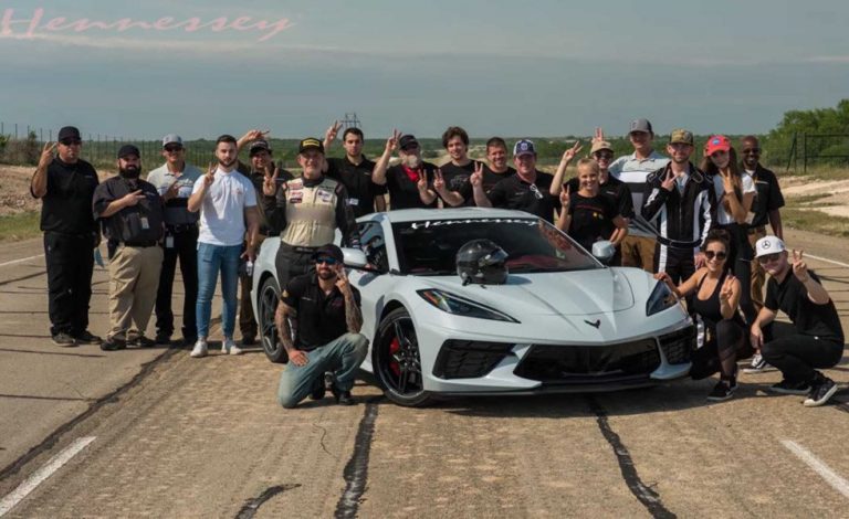 Hennessey Corvette C8. Alcanza los 330 km/h