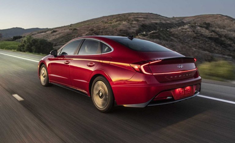Hyundai Sonata Hybrid. Es más barato que un Hyundai Ioniq en España