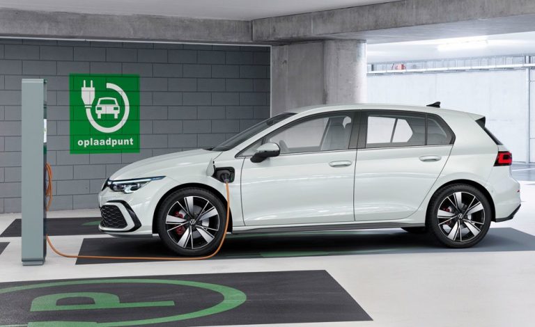 Volkswagen. Estos son todos sus híbridos enchufables en España