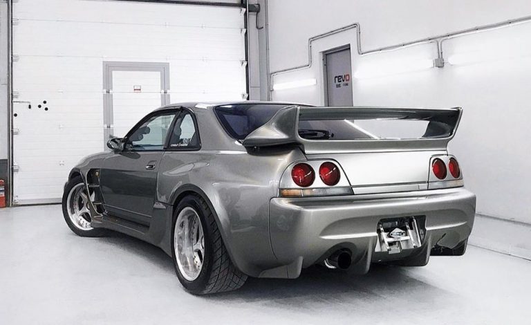 Este Nissan GT-R R33 Veilside está a la venta