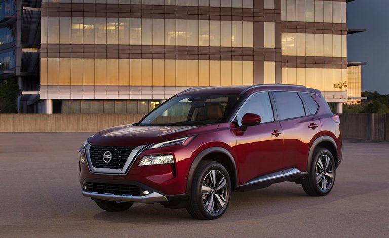 Nissan Rogue / X-Trail 2021. Más compacto pero más espacioso