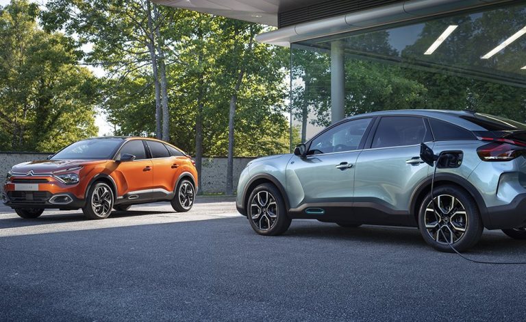 Citroën C4 y ë-C4. Se desvelan las primeras imágenes
