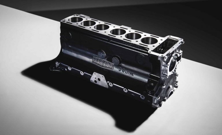 Jaguar Classic. Fabrica el bloque de su legendario motor XK