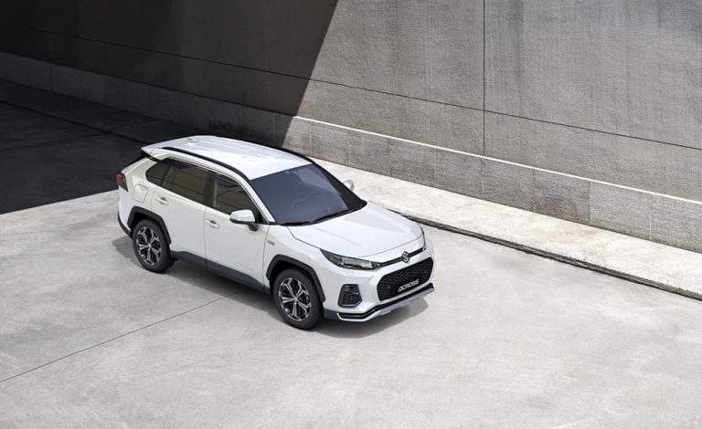 Suzuki Across. Nuevo SUV híbrido enchufable basado en el Toyota RAV4