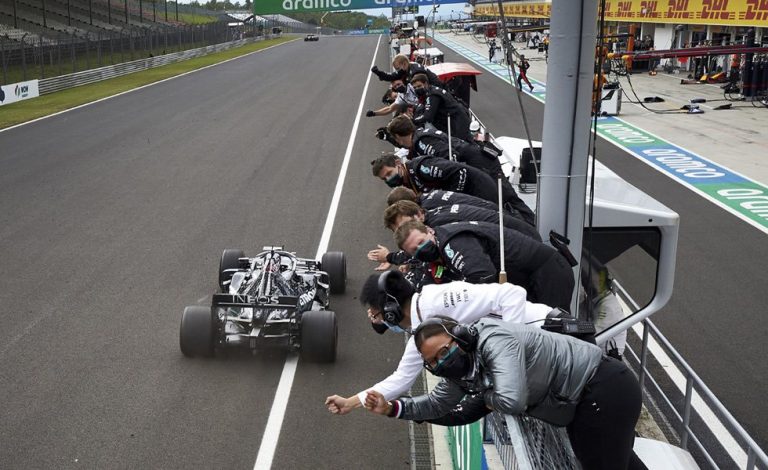 Lewis Hamilton y Mercedes sentencian prematuramente el campeonato 2020