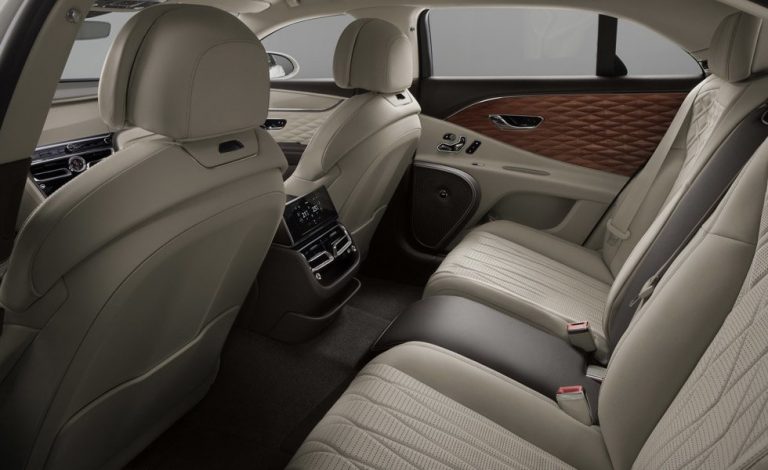 La madera tridimensional llega al Bentley Flying Spur