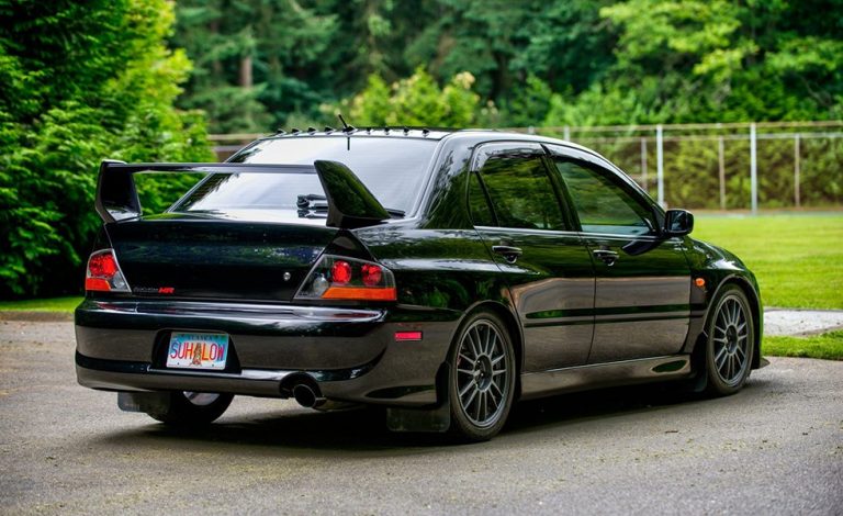 Hazte con un futuro clásico: este Mitsubishi Lancer Evolution IX MR