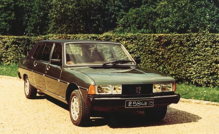 Peugeot 604 Limousine: un coche presidencial para el Papa Juan Pablo II