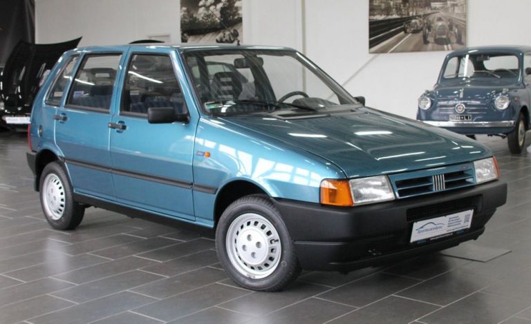 24 años después, puedes estrenar este Fiat Uno