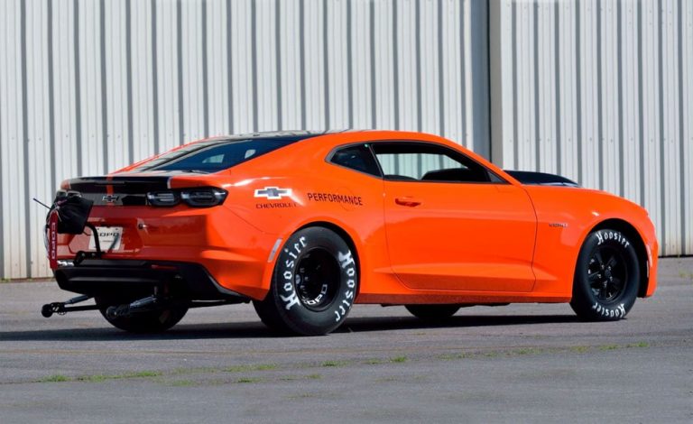 Chevrolet COPO Camaro. Este dragster puede ser tuyo
