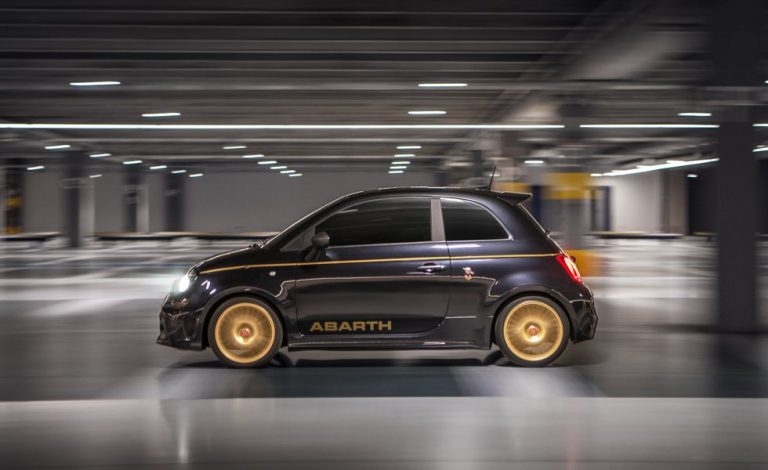 Scorpioneoro y Monster Energy Yamaha. Los Abarth 595 más exclusivos