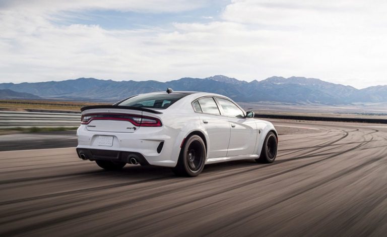 Dodge Charger SRT Hellcat Redeye. 808 caballos en EE.UU. al precio de 231 en España
