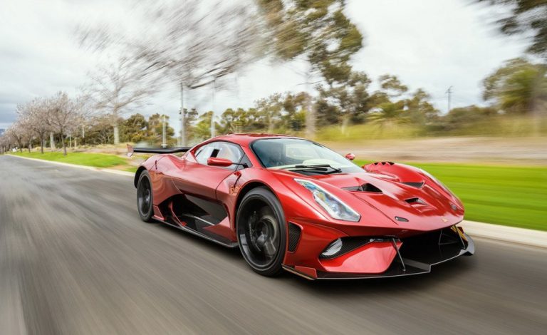 Brabham BT62R. Vestido para circular por la calle