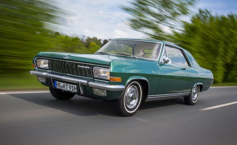 Opel Diplomat V8 Coupé. Esta es la joya del mandamás de Opel