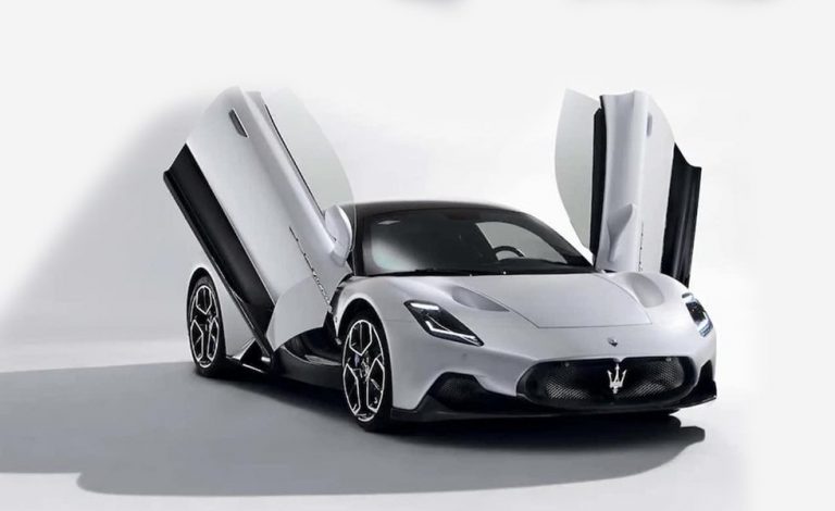 Se filtra el Maserati MC20, una bestia compacta