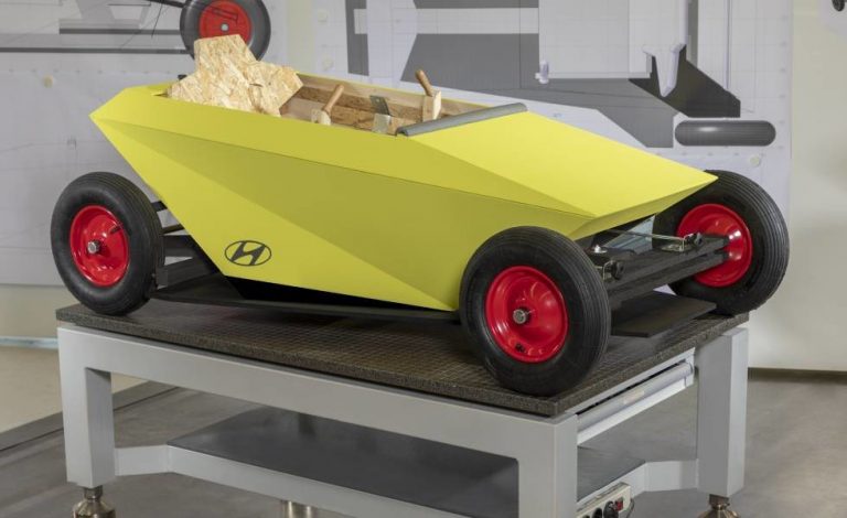 Hyundai Soapbox Racer. El coche que se puede montar en casa