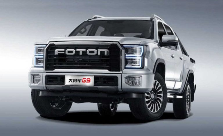 Ford F-150 Raptor parece. Foton 'The Big General' es