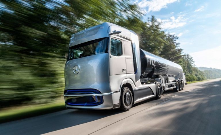 Mercedes-Benz GenH2. Adelanta su futuro camión alimentado con hidrógeno