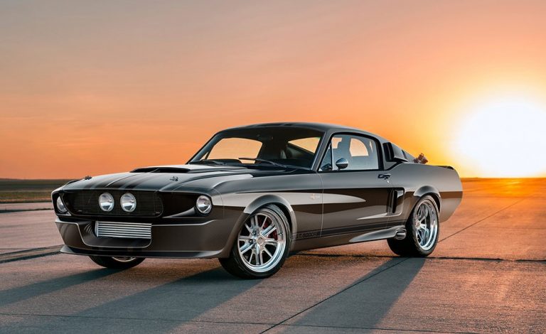 Shelby GT500CR Carbon Edition. Classic Restorations se alía con SpeedKore