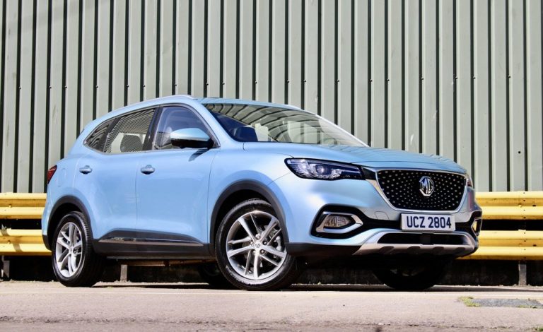 MG HS Plug-In Hybrid. Un SUV híbrido enchufable por 32.775 euros al cambio