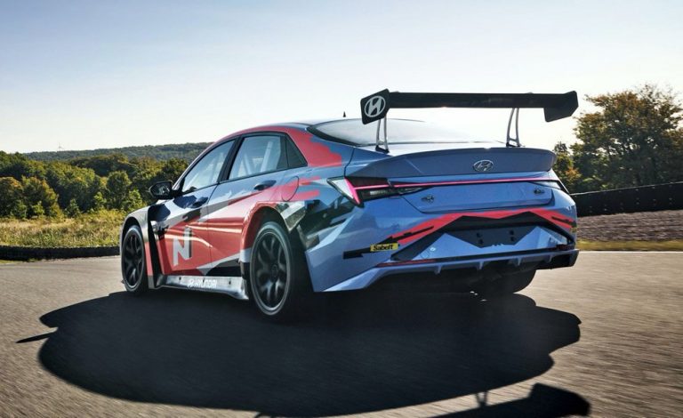Hyundai Elantra N TCR. Su tercer bólido de carreras